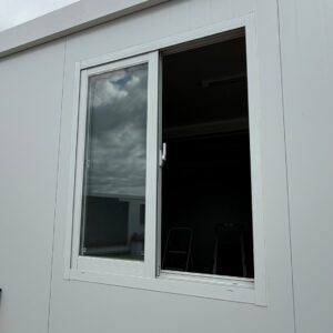 Colocación ventana extra 100 x 100